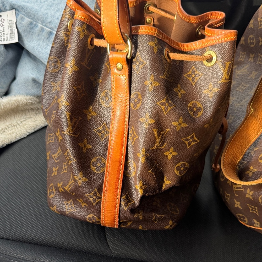 Louis Vuitton Noe Monogram Bucket Bag MM - Picture 4 of 8